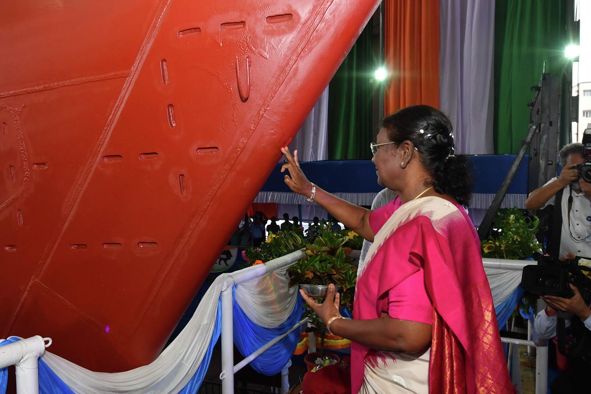 President Droupadi Murmu at the launch ceremony of Vindhyagiri - Sputnik भारत, 1920, 17.08.2023