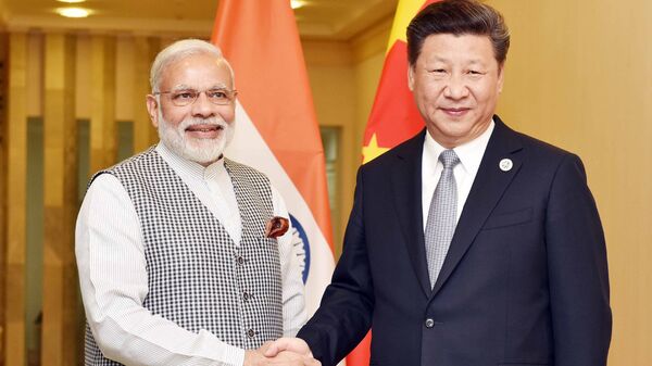 PM Modi with Chinese President Xi Jinping - Sputnik India