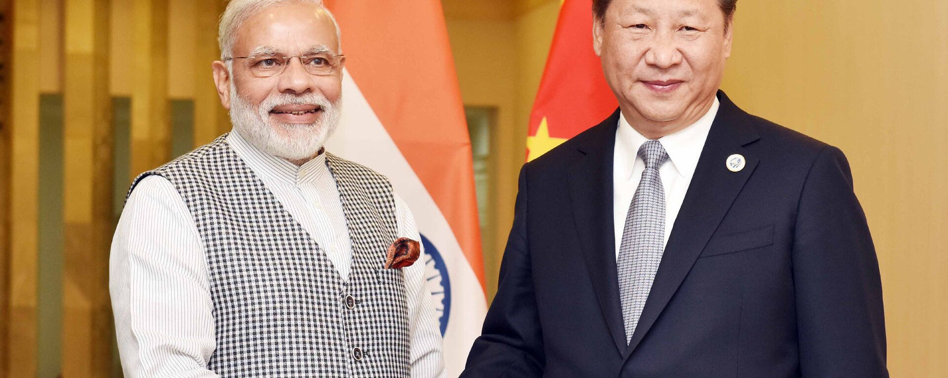 PM Modi with Chinese President Xi Jinping - Sputnik भारत, 1920, 25.08.2023