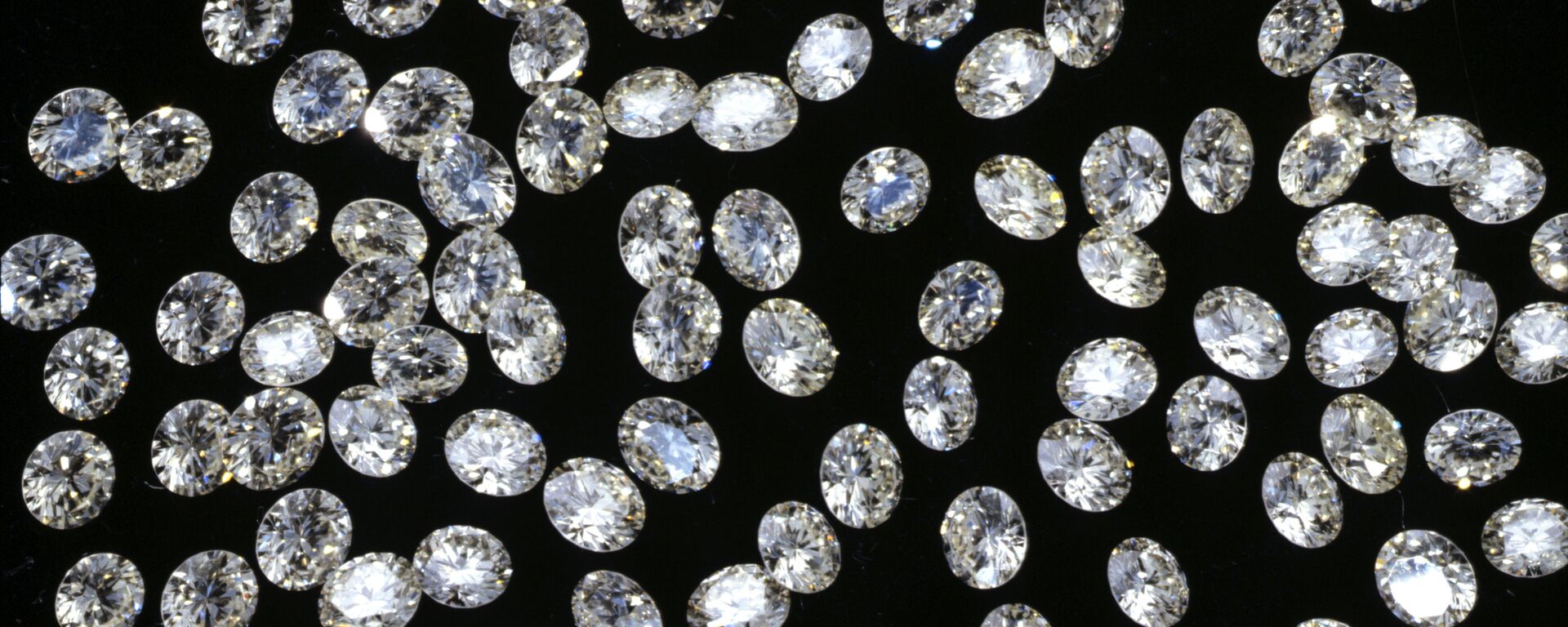 Bulk of cut diamonds. File photo - Sputnik India, 1920, 08.12.2023