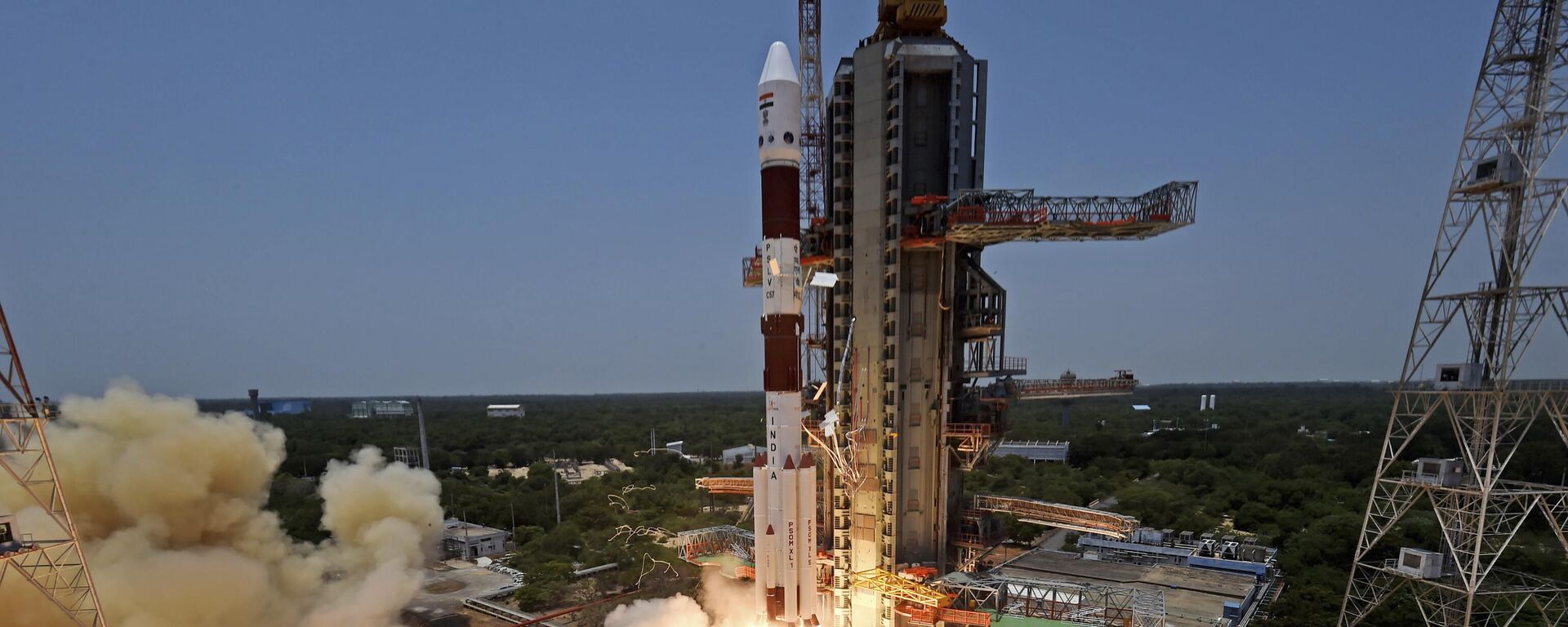 This image provided by the Indian Space Research Organisation (ISRO) shows the Aditya-L1 spacecraft lifts off on board a satellite launch vehicle from the space center in Sriharikota, India, Saturday, Sept. 2, 2023.  - Sputnik India, 1920, 16.10.2023