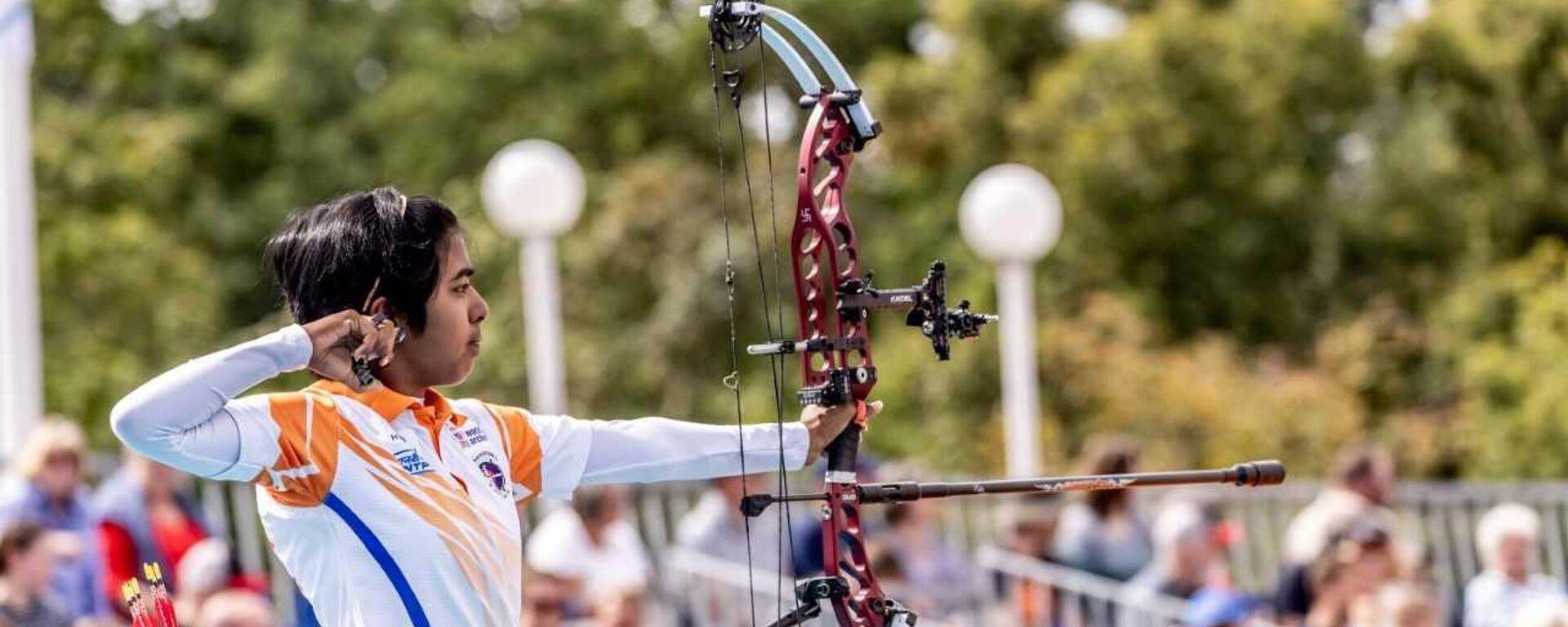 India's Aditi Swami performing in the Archery World Championships in Berlin. - Sputnik India, 1920, 05.09.2023