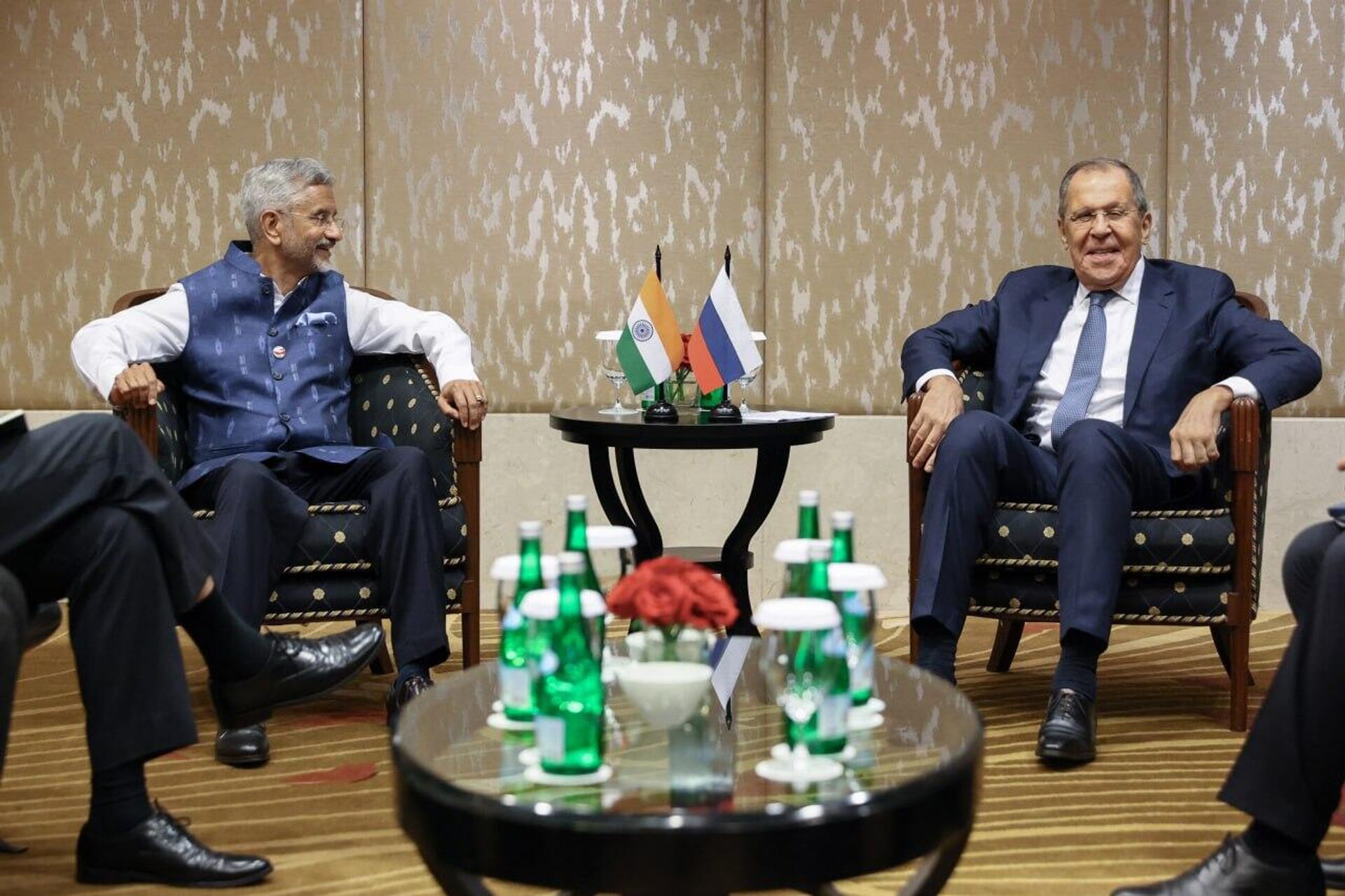 Russia’s Foreign Minister Sergey Lavrov and Minister of External Affairs of India Dr. Subrahmanyam Jaishankar hold talks on the margins of the 18th East Asia Summit. - Sputnik भारत, 1920, 11.09.2023