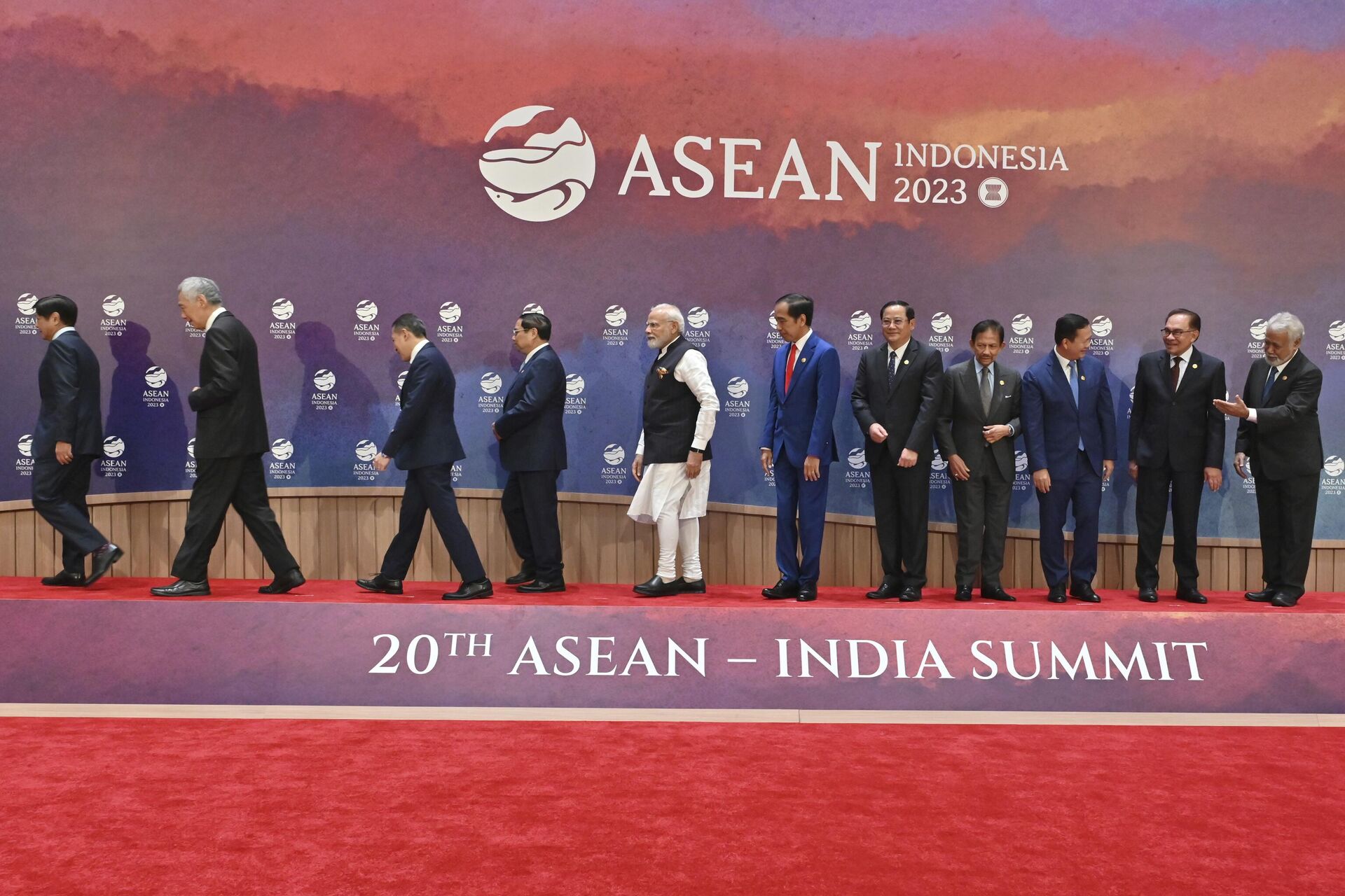 Leaders and delegate members attend the 20th ASEAN-India Summit in Jakarta, Indonesia, Sept. 6, 2023. - Sputnik India, 1920, 19.09.2023