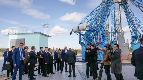 Russian President Vladimir Putin and North Korean leader Kim Jong Un visit the Vostochny Cosmodrome - Sputnik भारत