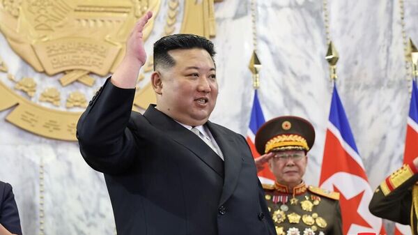 North Korean leader Kim Jong-un attended the parade with his daughter Kim Ju-ae. - Sputnik भारत