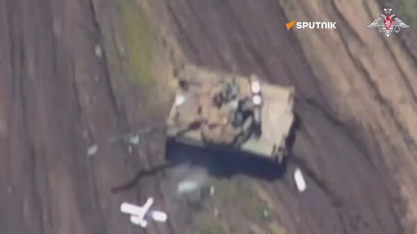 Winged Infantry destroys armored vehicles of the Ukrainian Armed Forces in the Kherson area. - Sputnik भारत