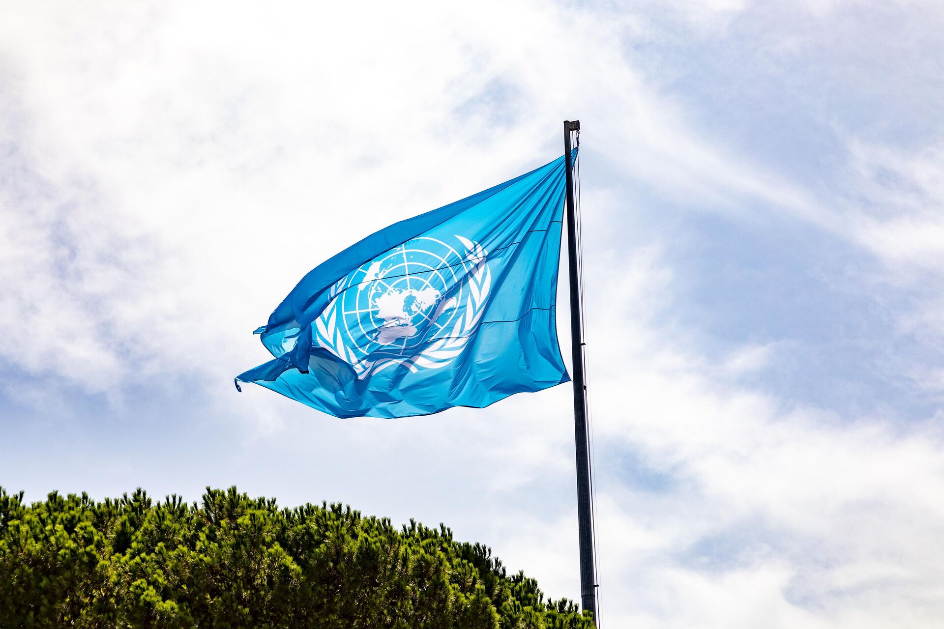 Флаг Организации Объединенных Наций в Риме, Италия - Sputnik भारत, 1920, 24.09.2023