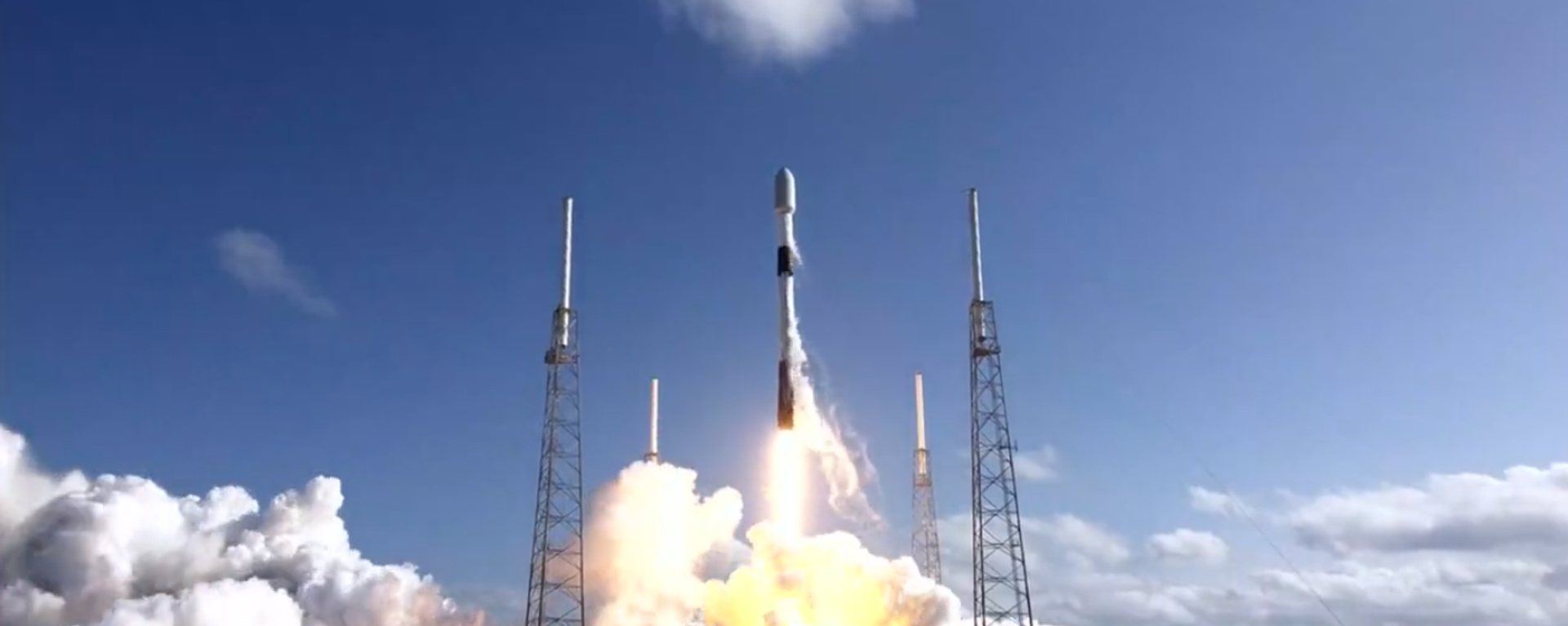 Falcon 9 launches 53 Starlink satellites to orbit on April 29, 2022 - Sputnik India, 1920, 24.09.2023