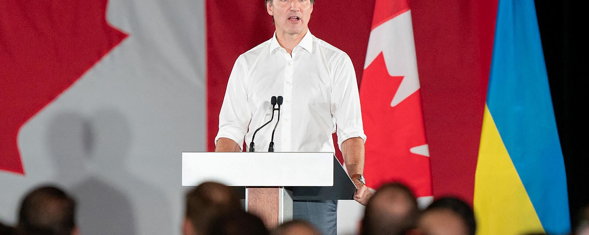 Canada's Prime Minister Justin Trudeau speaks during an event with the Ukrainian-Canadian community and Ukraine's President Volodymyr Zelensky, not pictured, in Toronto, Ontario, Canada, on September 22, 2023. Canada's prime minister said on September 25, 2023, the singling out of a Ukrainian veteran alleged to have fought for the Nazis during World War II for a standing ovation during a visit by Kyiv's leader was shameful and intolerable. The speaker of Canada's parliament, Anthony Rota, has apologized for the gaffe. ( - Sputnik भारत, 1920, 26.09.2023