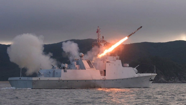A North Korean patrol ship test-fires a cruise missile on August 21, 2023.  - Sputnik भारत