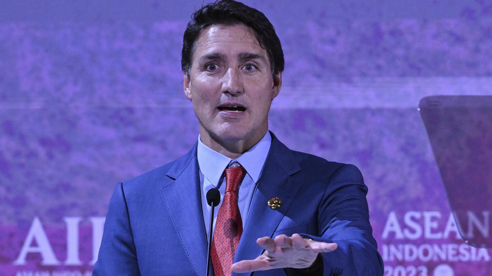 Canada's Prime Minister Justin Trudeau speaks during the leaders talk at the ASEAN-Indo-Pacific Forum (AIPF) on the sidelines of the Association of the Southeast Asian Nations (ASEAN) Summit in Jakarta, Indonesia, Wednesday, Sept. 6, 2023. - Sputnik India, 1920, 09.11.2023
