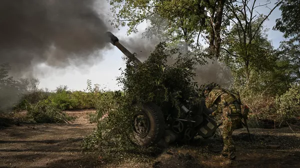 Russian forces obliterate Ukrainian NATO-supplied FH-70 howitzer - Sputnik भारत