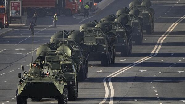 Russian S-400 anti-aircraft missile systems move toward Red Square to attend a Victory Day military parade in Moscow, Russia, Tuesday, May 9, 2023, marking the 78th anniversary of the end of World War II. - Sputnik India