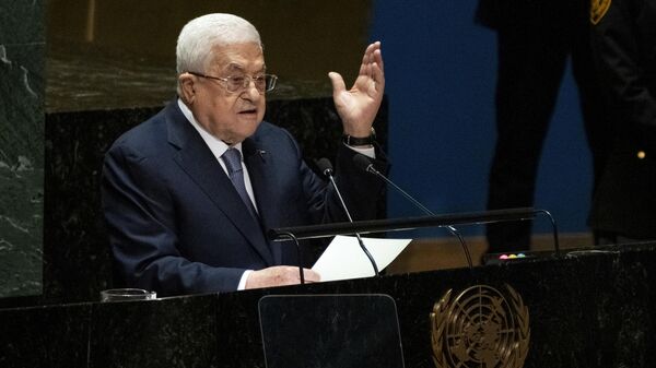 Президент Палестины Махмуд Аббас во время выступления на 78-й ассамблеи ООН - Sputnik India
