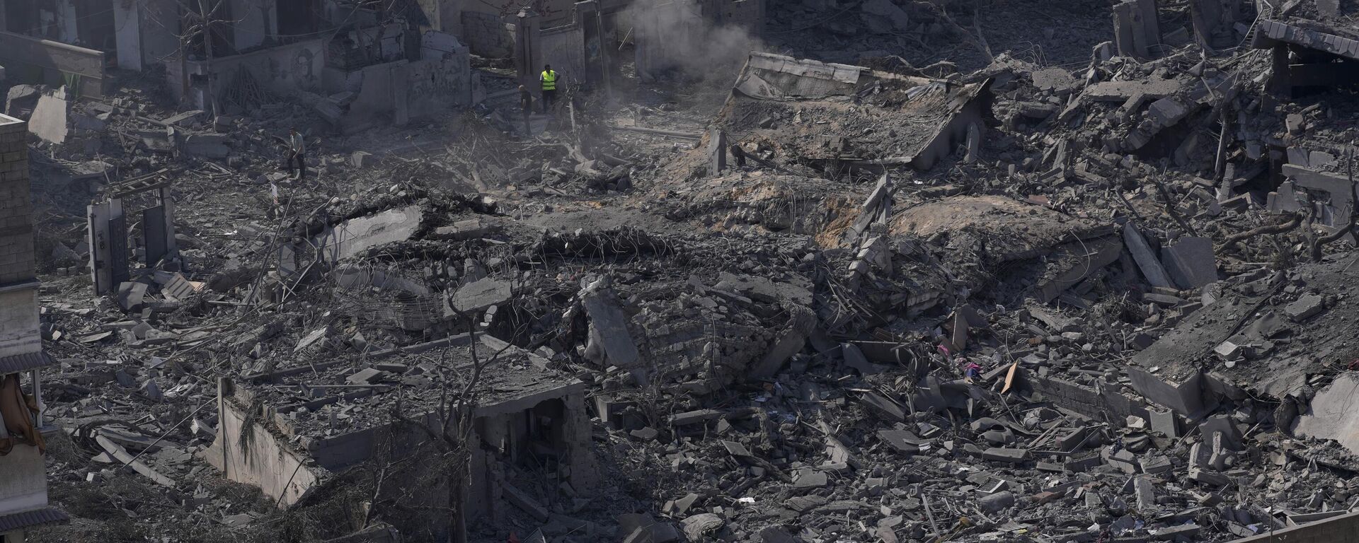 Destruction from Israeli aerial bombardment is seen in Gaza City on October 11, 2023. - Sputnik India, 1920, 27.10.2023