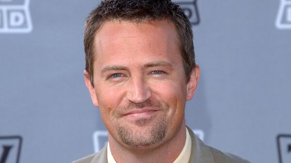 Actor Matthew Perry attends the 2003 TV Land awards at the Palladium theatre in Hollywood on March 2, 2003.  - Sputnik India