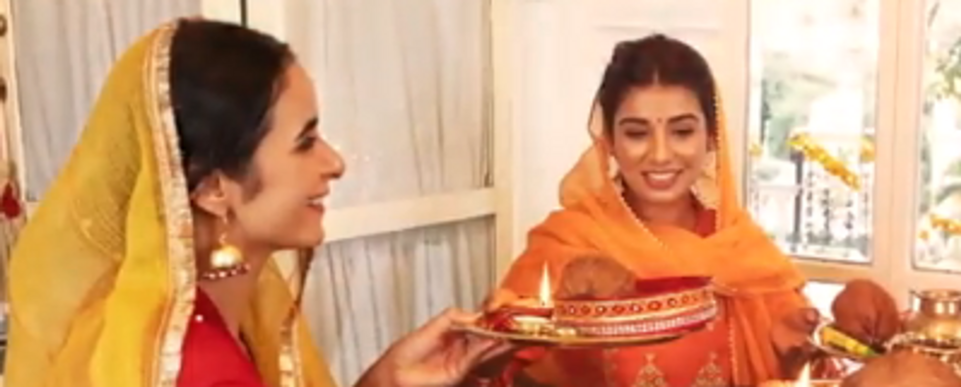 How Married Women Celebrate Karwa Chauth in 2023. - Sputnik India, 1920, 31.10.2023