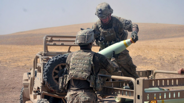 Coalition Forces Load White Phosphorus Munitions for Battle in Iraq Against Daesh (File photo) - Sputnik भारत