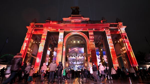 The Illumination of the All-Russian Exhibition Center's (VDNKh) main entrance arch. - Sputnik India