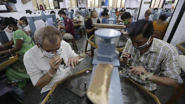 Diamond polishing units in Surat - Sputnik भारत