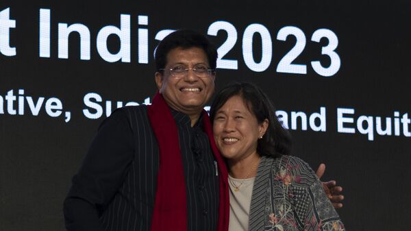 India's Commerce and Industry Minister Piyush Goyal, left, welcomes Katherine Tai, United States Trade Representative (USTR), during a Trade Ministers' Session at the B20 Summit on the sidelines of G20 in New Delhi, India, Friday, Aug., 25, 2023. - Sputnik India
