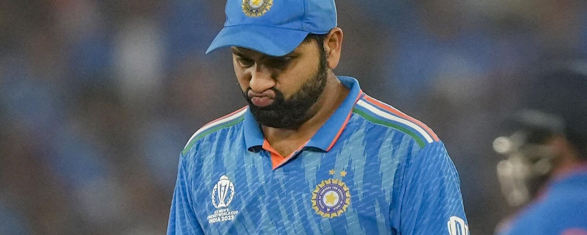 India's captain Rohit Sharma reacts during the ICC Men's Cricket World Cup final match between Australia and India - Sputnik India, 1920, 19.11.2023