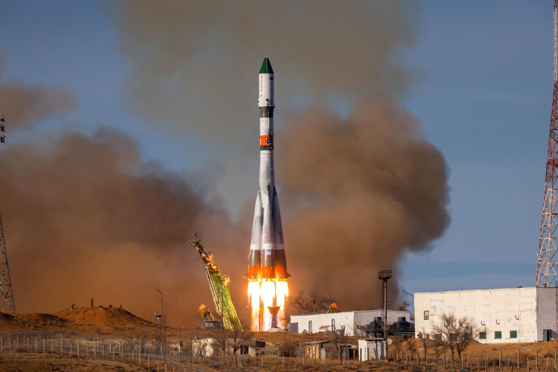 The launch of the Progress MS-25 cargo ship on a Soyuz-2.1a carrier rocket from the Baikonur Cosmodrome on December 1, 2023. - Sputnik India, 1920, 01.12.2023