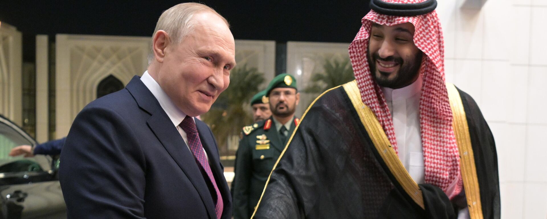 Vladimir Putin and Crown Prince Mohammed bin Salman - Sputnik भारत, 1920, 07.12.2023