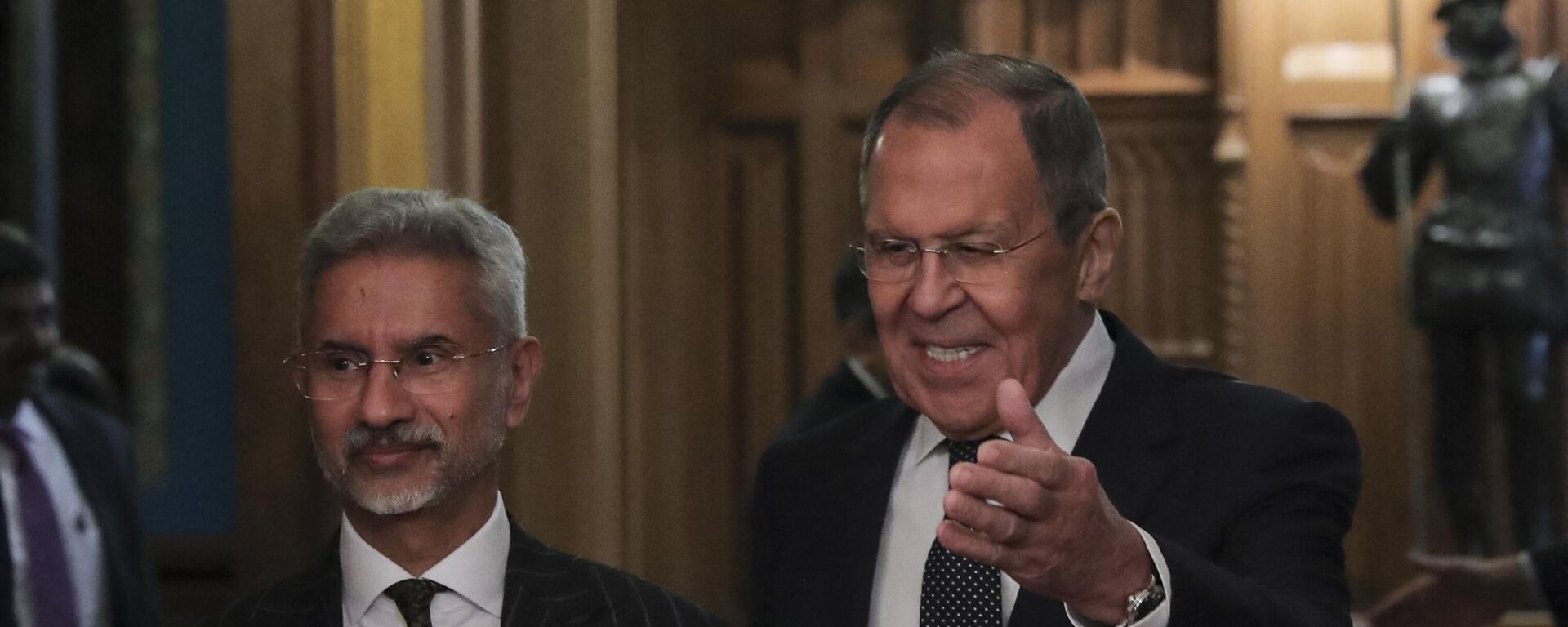 Russian Foreign Minister Sergei Lavrov meets with his Indian counterpart Subrahmanyam Jaishankar in Moscow on November 8, 2022. - Sputnik India, 1920, 26.12.2023