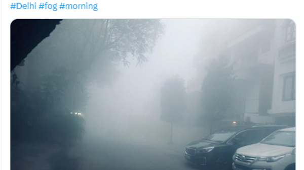 Netizens flood social media with hilarious memes twist as fog engulfs Delhi - Sputnik India
