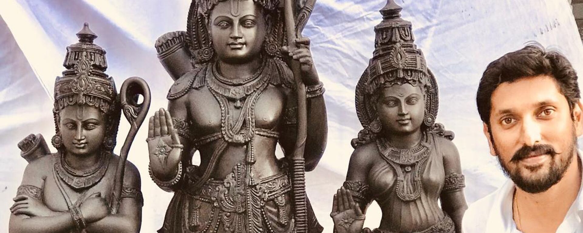 Arun Yogiraj, whose statue will be installed in the Ram temple in Ayodhya - Sputnik India, 1920, 02.01.2024