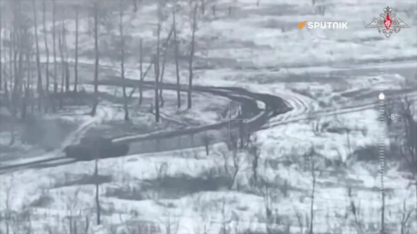  Footage of Russian strike obliterating Ukrainian tank - Sputnik भारत
