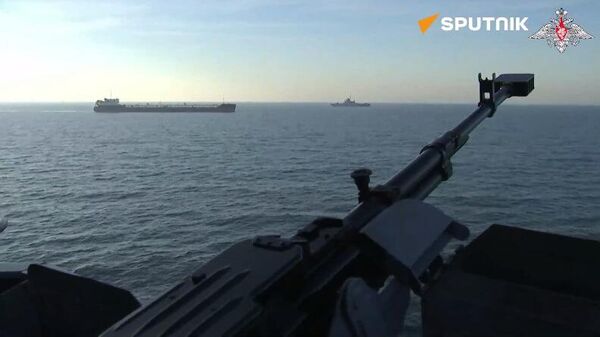 Ships of the Russian Black Sea Fleet practiced destroying enemy UAVs and unmanned boats - Sputnik भारत