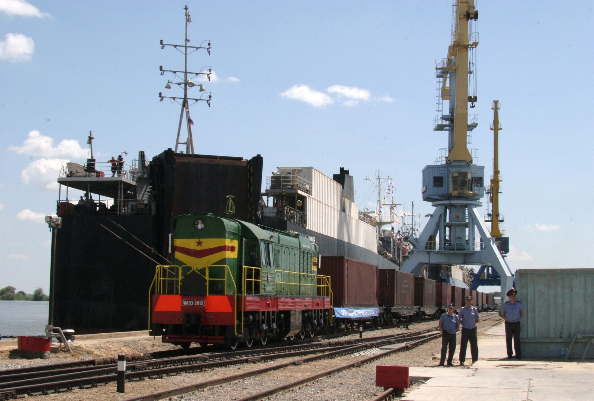 The port of Olya, Astrakhan Region, is the destination of the international transport corridor North-South in Russia. - Sputnik India, 1920, 17.01.2024