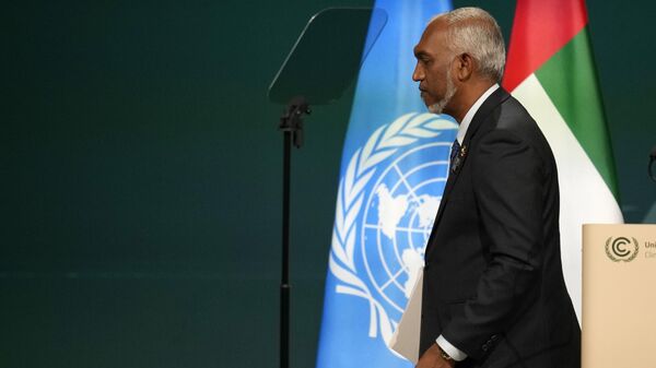 Maldives President Mohamed Muizzu speaks during a plenary session at the COP28 U.N. Climate Summit, Friday, Dec. 1, 2023, in Dubai, United Arab Emirates.  - Sputnik भारत