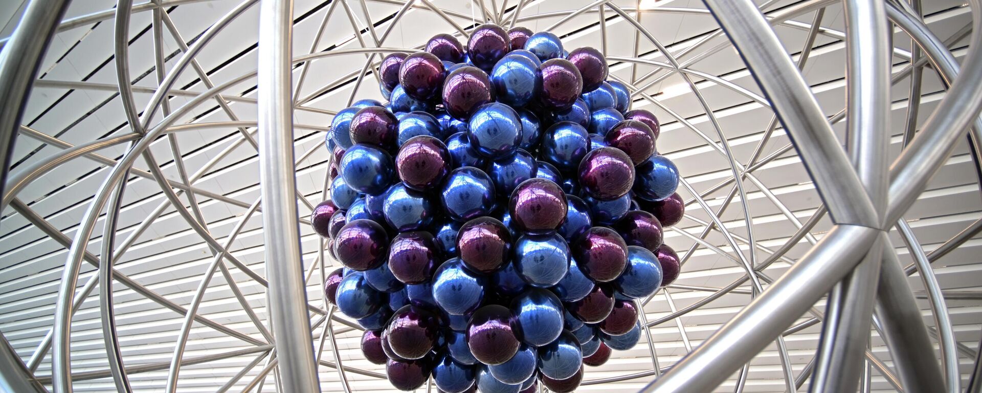 The photo shows an installation inside the Atom pavilion, dedicated to the development of nuclear energy, on the territory of VDNKh Exhibition Center, in Moscow, Russia - Sputnik भारत, 1920, 11.10.2025