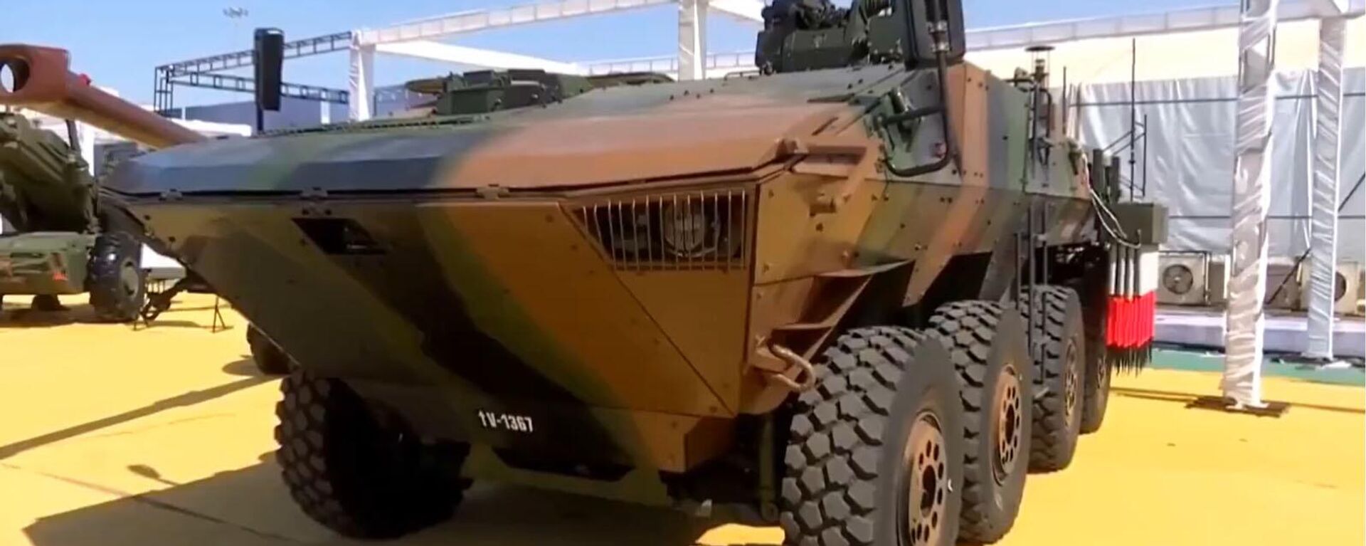 Next-Gen Armoured Vehicle Unveiled at Pune Defence Expo by DRDO & Mahindra Defence - Sputnik भारत, 1920, 25.02.2024