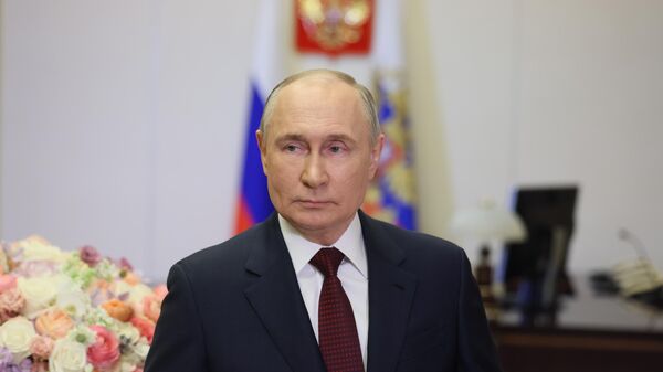 Russian President Vladimir Putin makes a video address to congratulate Russia's women on International Women's Day in Moscow, Russia - Sputnik भारत
