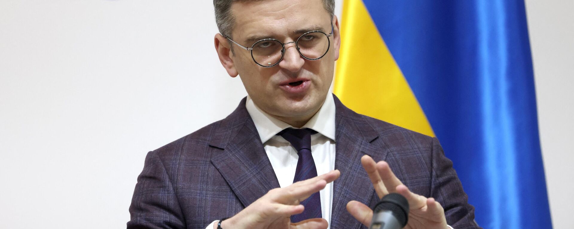 Ukraine's Foreign Minister Dmytro Kuleba speaks during a joint press conference with Moldova's Foreign Minister in Kyiv on March 13, 2024, amid the Russian invasion in Ukraine. - Sputnik भारत, 1920, 19.03.2024