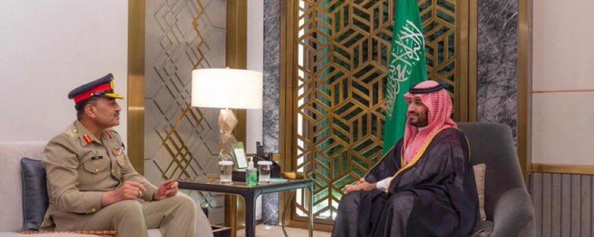 Chief of Army Staff (COAS) of Pakistan General Asim Munir meets with Crown Prince Mohammed bin Salman bin Abdulaziz to discuss military cooperation between Saudi Arabia and Pakistan. - Sputnik India, 1920, 20.03.2024