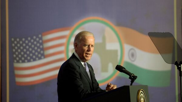 Joe Biden addresses a gathering of Indian businessmen at the Bombay Stock Exchange (BSE) in Mumbai on July 24, 2013. - Sputnik भारत