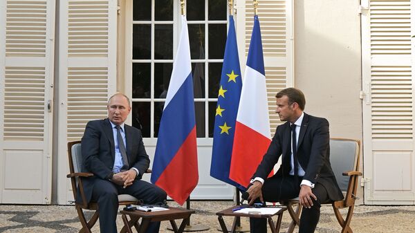 Russian President Vladimir Putin and French President Emmanuel Macron - Sputnik भारत