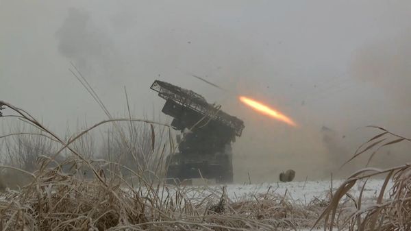 Russian Tornado-G multiple launch rocket system in action - Sputnik भारत