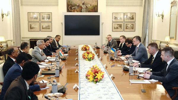 Ukrainian foreign minister Dmytro Kuleba meets Indian EAM S. Jaishankar in India. - Sputnik India