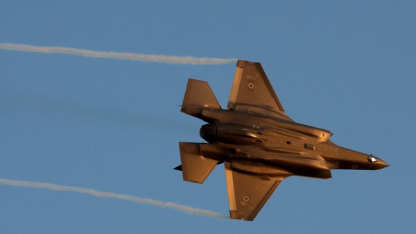 Israel's F-35 Lightning II fighter jet flies over the Hatzerim base in the Negev desert, near the southern city of Beer Sheva, on June 29, 2023 - Sputnik भारत