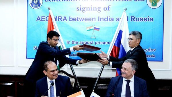 Russia, India Sign AEO-MRA Pact to Boost Custom Trade Security, Efficiency - Sputnik India