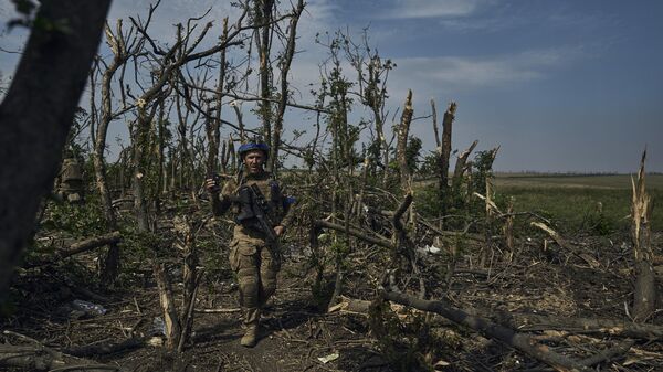 Украинские военнослужащие на линии фронта. Архивное фото - Sputnik भारत