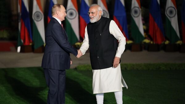 December 6, 2021. Russian President Vladimir Putin and Prime Minister of the Republic of India Narendra Modi (right) during a meeting at the Hyderabad Palace in New Delhi - Sputnik भारत