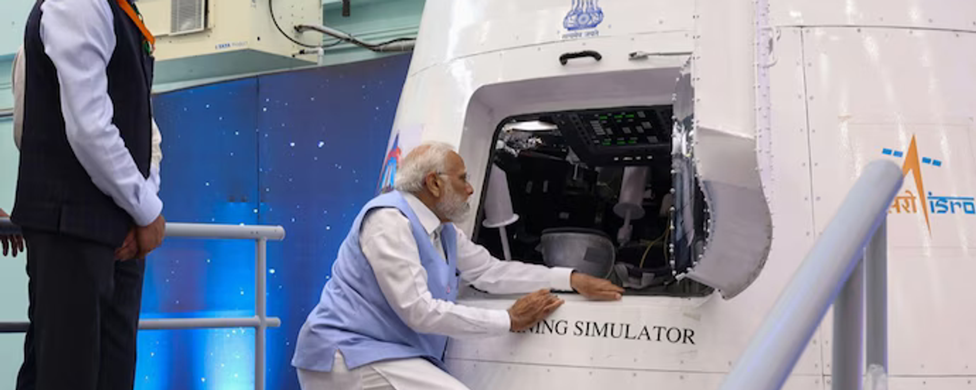 PM Narendra Modi visits Vikram Sarabhai Space centre (VSSC) at Thiruvananthapuram, in Kerala on February 27, 2024. - Sputnik भारत, 1920, 01.07.2024